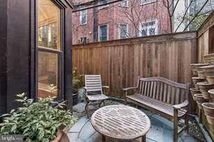 2221 Locust St, Philadelphia, PA 19103 - Photo 22