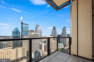 1911 Walnut, Philadelphia, PA 19103 - Photo 16