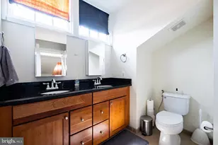 1 Academy Cir, Philadelphia, PA 19146 - Photo 34