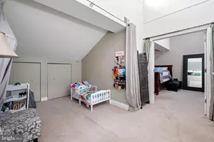 1 Academy Cir, Philadelphia, PA 19146 - Photo 38