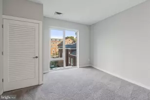 1225 Constitution Ave, Philadelphia, PA 19148 - Photo 6