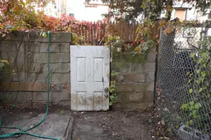 529 E Queen Ln, Philadelphia, PA 19144 - Photo 16