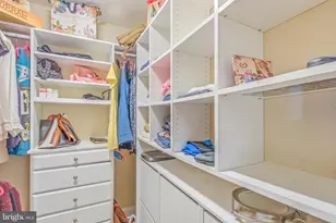 1326 Spruce St, Philadelphia, PA 19107 - Photo 24