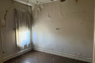 2136 N 21st St, Philadelphia, PA 19121 - Photo 8