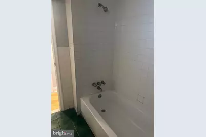 1917 Carpenter Street, Philadelphia, PA 19146 - Photo 20