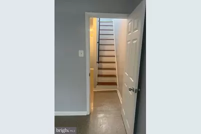 1917 Carpenter Street, Philadelphia, PA 19146 - Photo 10