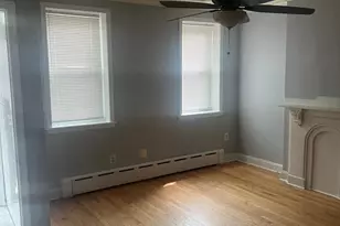 1917 Carpenter St, Philadelphia, PA 19146 - Photo 2