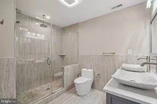 422 S 20th St, Philadelphia, PA 19146 - Photo 34