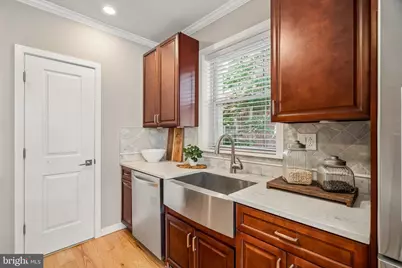 422 S 20th Street, Philadelphia, PA 19146 - Photo 14