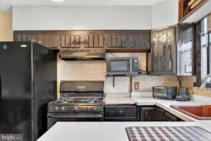 1440 Robbins Ave, Philadelphia, PA 19149 - Photo 16