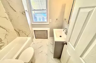 2038 S Dorrance St, Philadelphia, PA 19145 - Photo 8