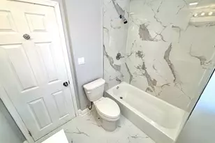 2038 S Dorrance St, Philadelphia, PA 19145 - Photo 10