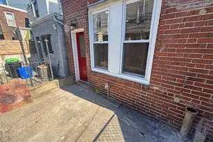 2038 S Dorrance St, Philadelphia, PA 19145 - Photo 18