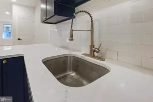 1446 N 60th St, Philadelphia, PA 19151 - Photo 8