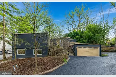 104 E Bells Mill Road, Philadelphia, PA 19118 - Photo 2