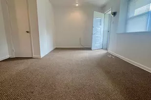 1635 Griffith St, Philadelphia, PA 19111 - Photo 4