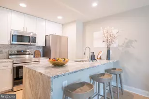 2301 John F Kennedy Blvd, Philadelphia, PA 19103 - Photo 2