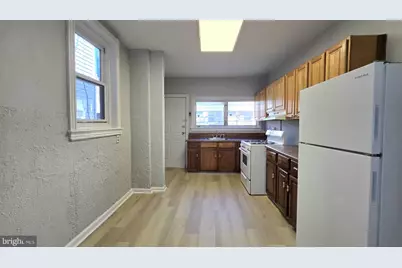 431 W Wellens Avenue, Philadelphia, PA 19120 - Photo 8