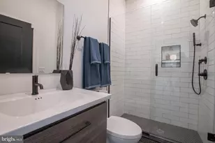 2940 W Thompson St, Philadelphia, PA 19121 - Photo 12