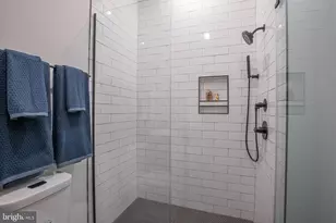 2940 W Thompson St, Philadelphia, PA 19121 - Photo 14