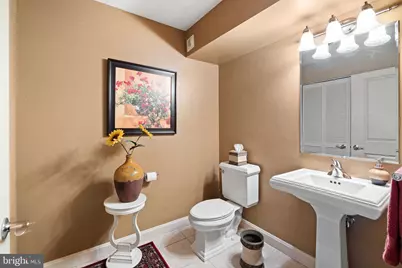 901 N Penn Street #P1006, Philadelphia, PA 19123 - Photo 36