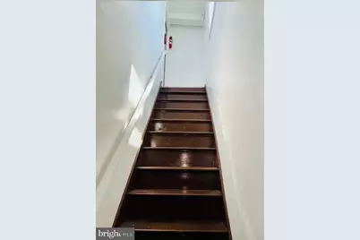 240 W Glenwood Avenue, Philadelphia, PA 19140 - Photo 12