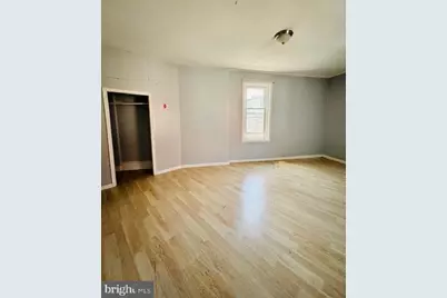 240 W Glenwood Avenue, Philadelphia, PA 19140 - Photo 2