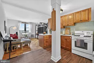 2601 Pennsylvania Ave, Philadelphia, PA 19130 - Photo 4