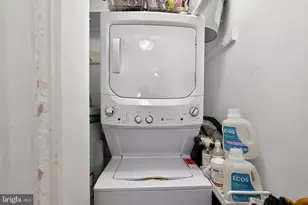 2601 Pennsylvania Ave, Philadelphia, PA 19130 - Photo 10