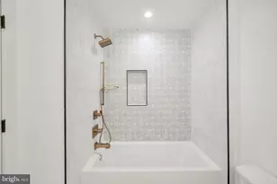 2368 E Norris St, Philadelphia, PA 19125 - Photo 12