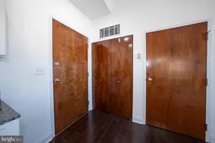 1001 Chestnut St, Philadelphia, PA 19107 - Photo 32