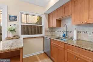 729 S 11th St, Philadelphia, PA 19147 - Photo 10