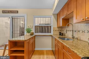 729 S 11th St, Philadelphia, PA 19147 - Photo 10