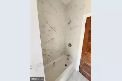 419 W Grange Avenue, Philadelphia, PA 19120 - Photo 6