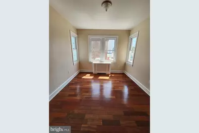 419 W Grange Avenue, Philadelphia, PA 19120 - Photo 8