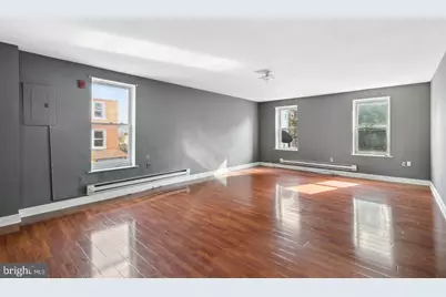 301 W York Street, Philadelphia, PA 19133 - Photo 1