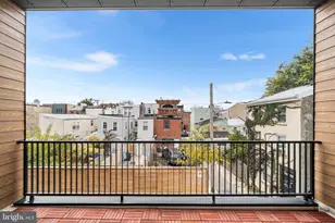 1242 E Oxford St, Philadelphia, PA 19125 - Photo 12