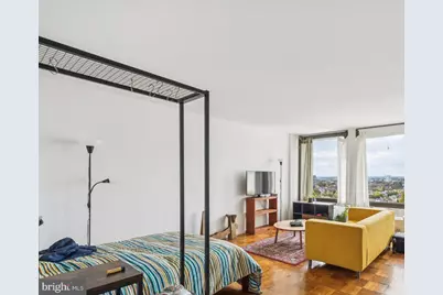 210 Locust Street #16EW, Philadelphia, PA 19106 - Photo 2