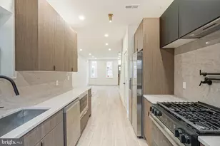 1115 Fitzgerald St, Philadelphia, PA 19148 - Photo 10