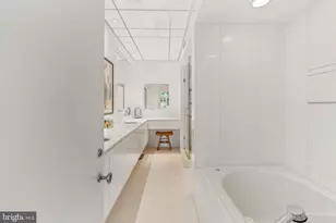 254 S 3rd St, Philadelphia, PA 19106 - Photo 42