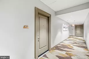 201 N 8th St, Philadelphia, PA 19106 - Photo 2