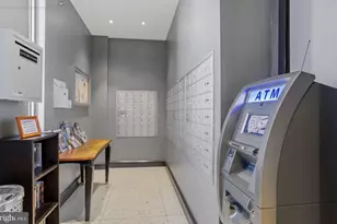 201 N 8th St, Philadelphia, PA 19106 - Photo 30