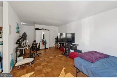 2601 Pennsylvania Avenue #522, Philadelphia, PA 19130 - Photo 4