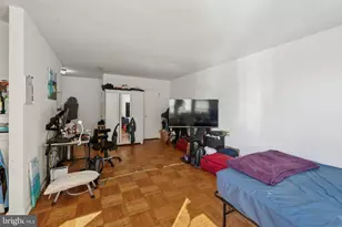 2601 Pennsylvania Ave, Philadelphia, PA 19130 - Photo 4