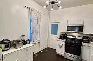 3642 N 11th St, Philadelphia, PA 19140 - Photo 10