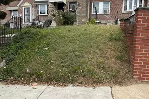 1623 Middleton St, Philadelphia, PA 19138 - Photo 2