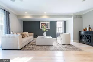 939 New Market St, Philadelphia, PA 19123 - Photo 16