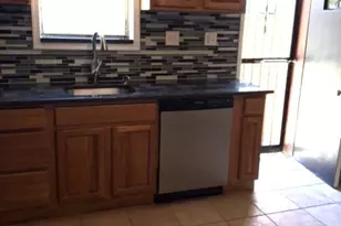 2445 E Huntingdon St, Philadelphia, PA 19125 - Photo 16