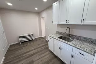 2537 E Auburn St, Philadelphia, PA 19134 - Photo 8