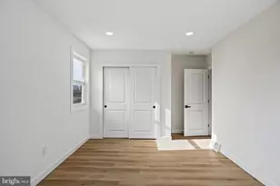 859 Selmer Rd, Philadelphia, PA 19116 - Photo 18